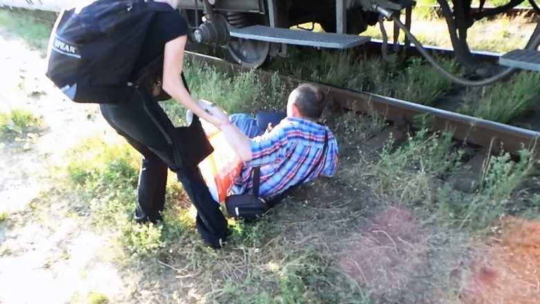 Timisoara: trenul care bate peronul! Calatorii, supusi la probe fizice la coborare Imagine