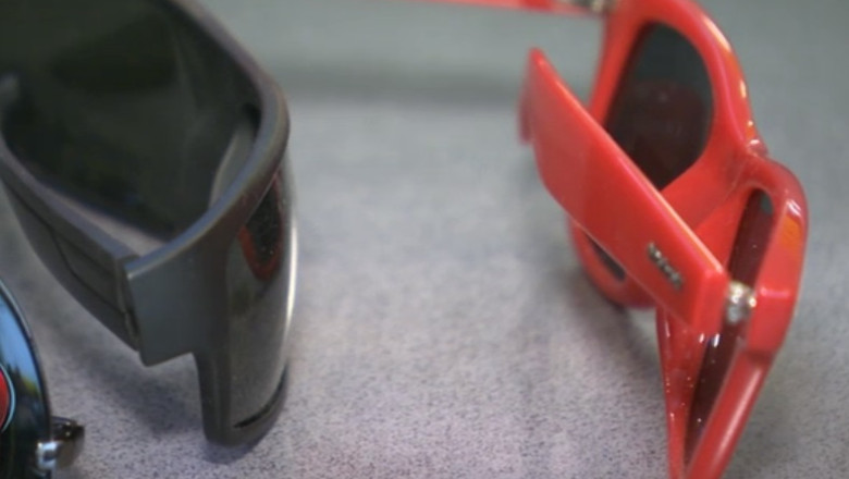 TINERETE FARA BATRANETE. Cum alegem corect ochelarii de soare Imagine