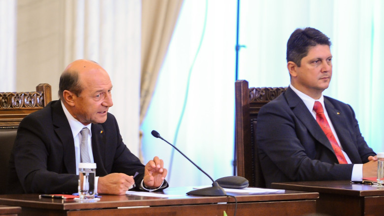 Titus Corlatean considera ca Traian Basescu ar trebui sa-si termine mandatul de presedinte Imagine