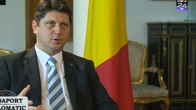 Titus Corlatean ia apararea institutiilor franceze, dupa declaratiile presedintelui Basescu Imagine