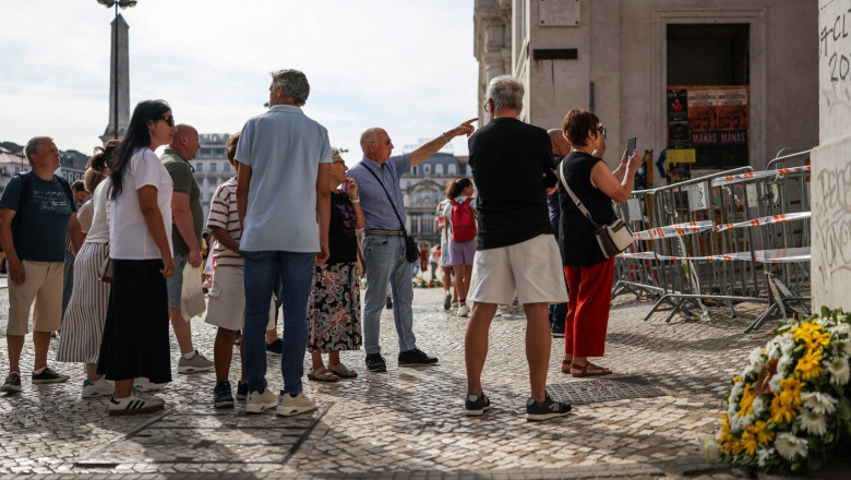 Toate victimele tragicului accident al funicularului Gloria din Lisabona au fost identificate. Cauza deraierii, un mister Imagine
