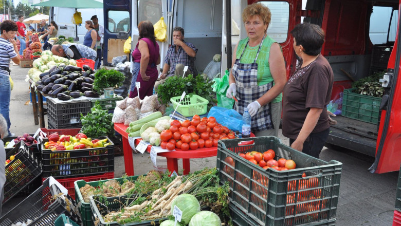 Tone de legume si fructe, confiscate din pietele Oradei. Vanzatorii nu aveau acte justificative Imagine