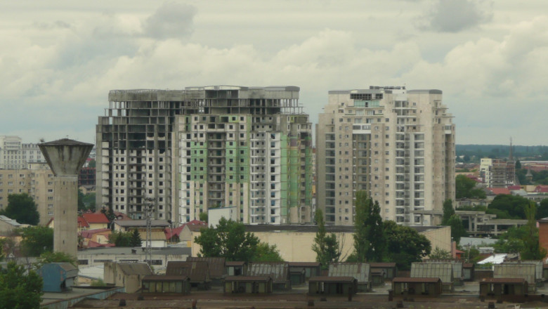 Topul inselaciunilor imobiliare. 1.000 de romani se zbat sa recupereze 70 de milioane de euro Imagine