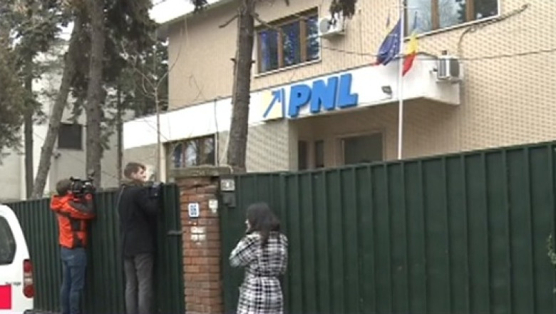 Tot mai multi primari liberali tradeaza PNL. PSD, acuzat ca duce o campanie de racolare Imagine