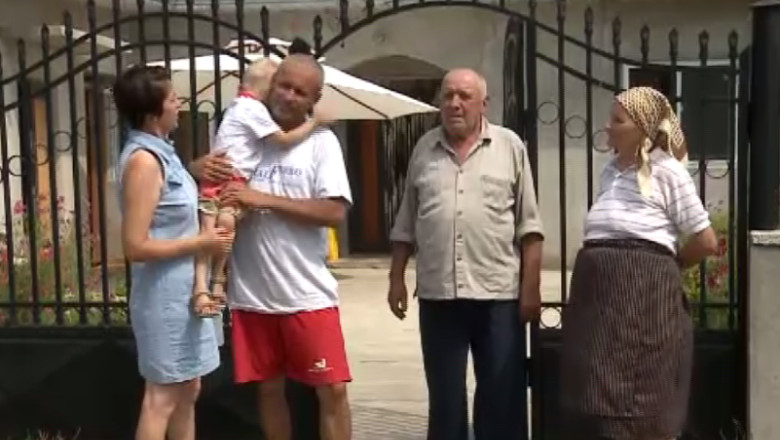 Tot mai multi romani aleg sa munceasca in strainatate, dar banii sunt investiti in Romania Imagine