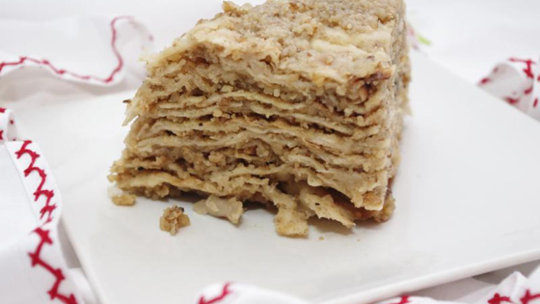 TRADItIE. In ultima zi a postului, moldovenii pregatesc turte cu julfa, pentru a-l intampina pe Pruncul Iisus Imagine