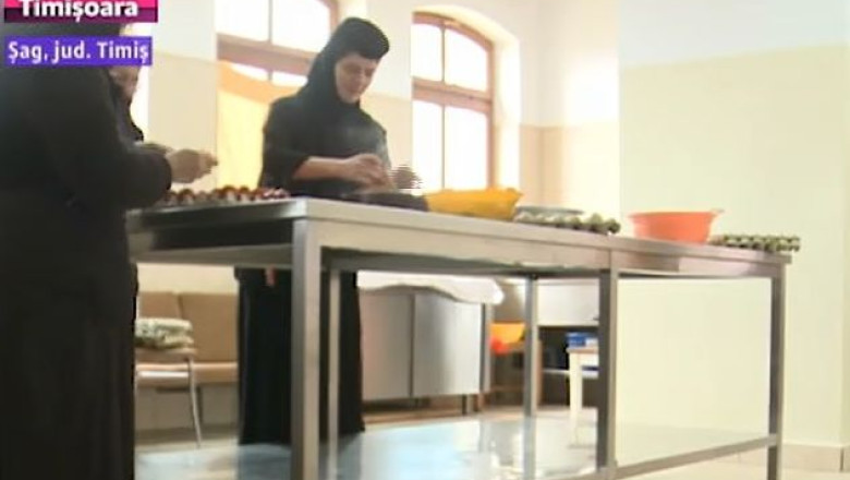 Traditii de Pasti la Manastirea Timiseni-Sag  Imagine