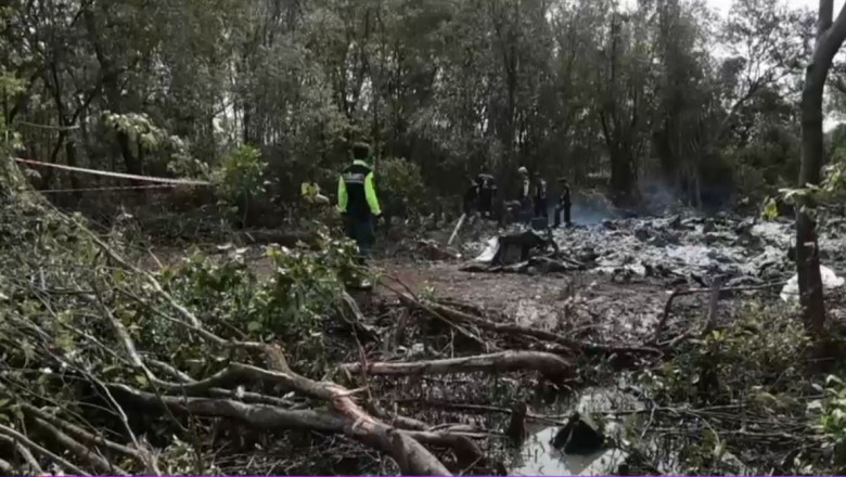 Tragedie aviatica in Thailanda: Un avion cu 9 oameni la bord s-a prabusit in jungla Imagine