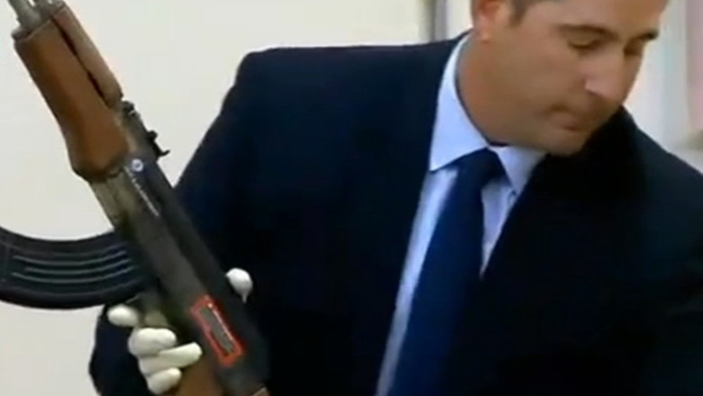 Tragedie in California. Politistii au impuscat mortal un copil de 13 ani care avea o arma de jucarie Imagine