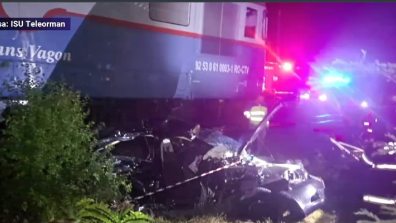 Tragedie in Teleorman. O fata de 16 ani a murit si 4 tineri au fost raniti, dupa ce masina in care erau a fost lovita de un tren Imagine
