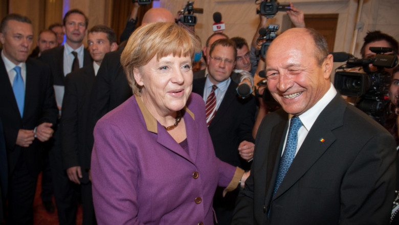 Traian Basescu a felicitat-o pe Angela Merkel pentru castigarea alegerilor Imagine