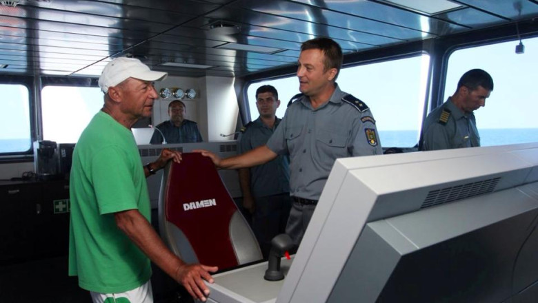 Traian Basescu a invatat pana la 6 dimineata pentru brevet. Presedintele sustine maine primul test Imagine