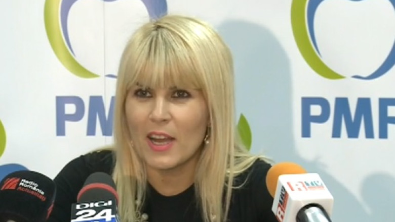 Traian Basescu, biletel pentru Elena Udrea la dezbaterea Fundatiei Miscarea Populara Imagine