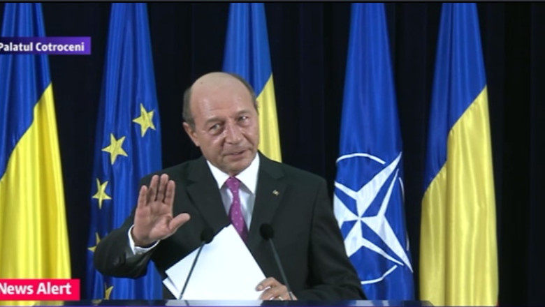 Traian Basescu despre Dan Voiculescu: Vedeti ca-i vai steaua lui! Imagine