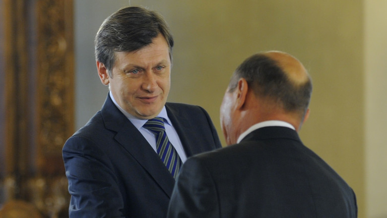 Traian Basescu si Crin Antonescu au discutat despre numirea lui Ovidiu Silaghi la Transporturi Imagine