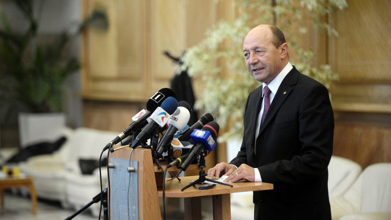 Traian Basescu si Mariana Campeanu merg in vizita de lucru la Berlin Imagine