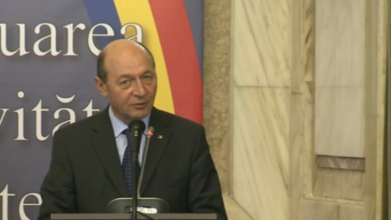Traian Basescu viziteaza luni distrugatorul american USS Donald Cook Imagine