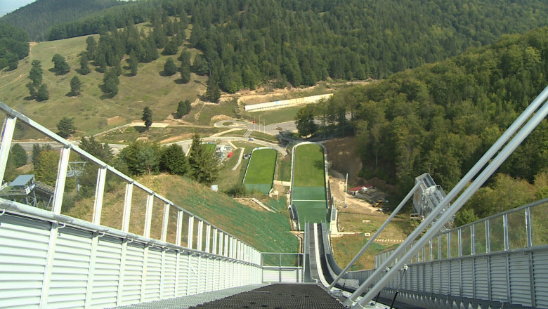 Trambulinele din Rasnov, printre cele mai frumoase din lume Imagine