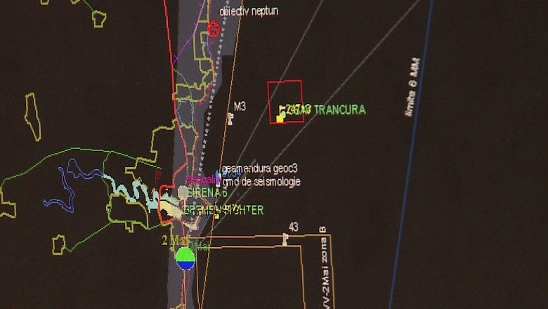 Transfugi afgani, salvati din largul Marii Negre. Barca lor plutea in deriva la cinci kilometri de tarm Imagine