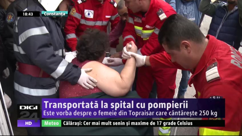 Transportata de acasa la spital cu pompierii. Este vorba despre o femeie din Topraisar care cantareste 250 kg Imagine