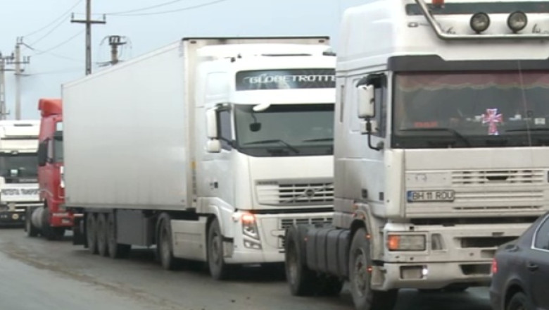 Transportatorii au ingreunat traficul in toata tara. „Am dori sa fim bagati de seama” Imagine