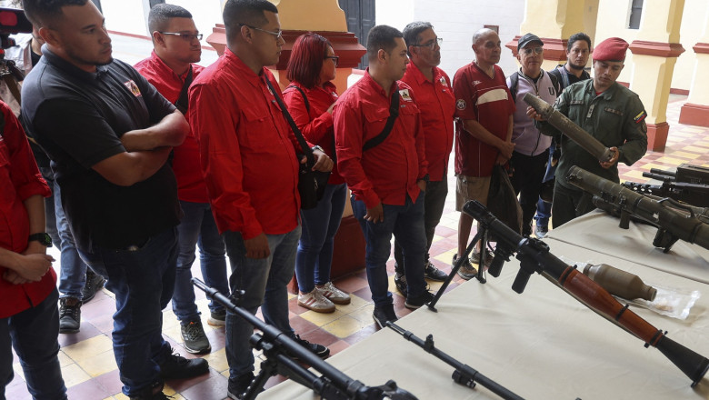 Trei distrugatoare americane se deplaseaza in largul coastelor Venezuelei. Maduro mobilizeaza o „militie” de 4,5 milioane de persoane Imagine