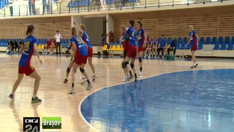 Trei la nationala Imagine