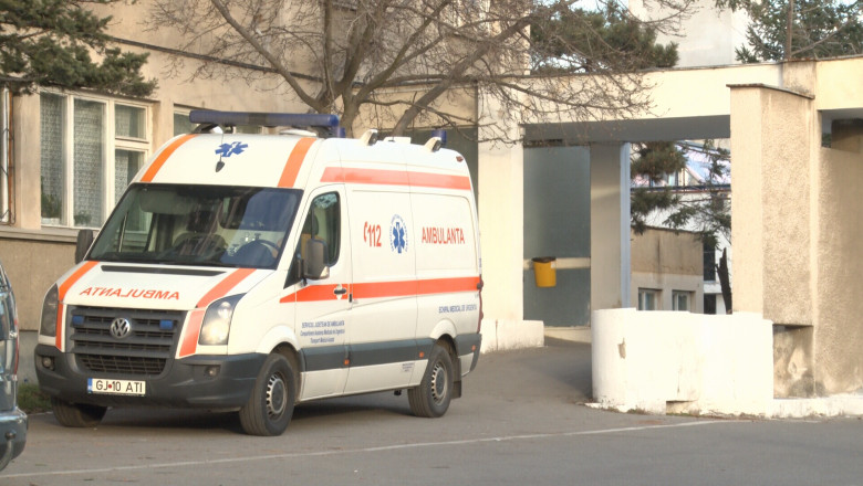 Trei medici din Gorj, arestati la domiciliu Imagine