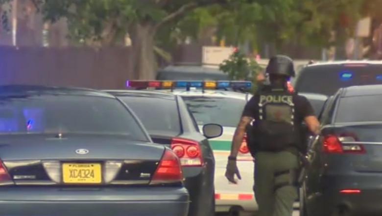 Trei morti in Florida. Un barbat a deschis focul la fostul sau loc de munca, apoi s-a sinucis Imagine