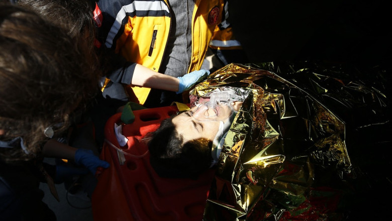Trei oameni scosi vii de sub daramaturi la 13 zile dupa cutremurul din Turcia. Bilantul a depasit 45.000 de morti Imagine