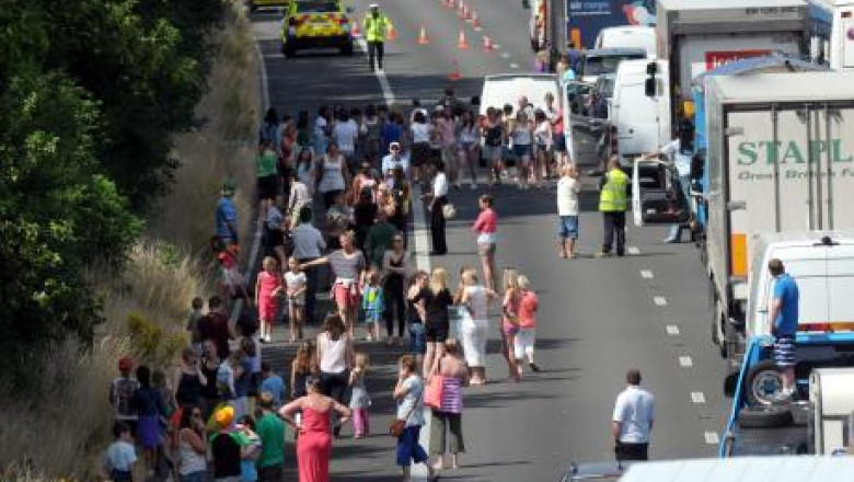 Trei romani raniti intr-un accident rutier, in Marea Britanie Imagine