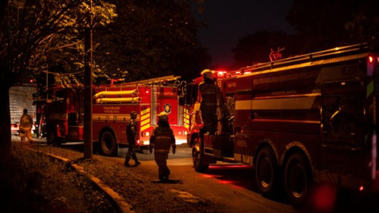 Treisprezece oameni au murit intr-o operatiune de distrugere de munitie invechita, in Indonezia Imagine