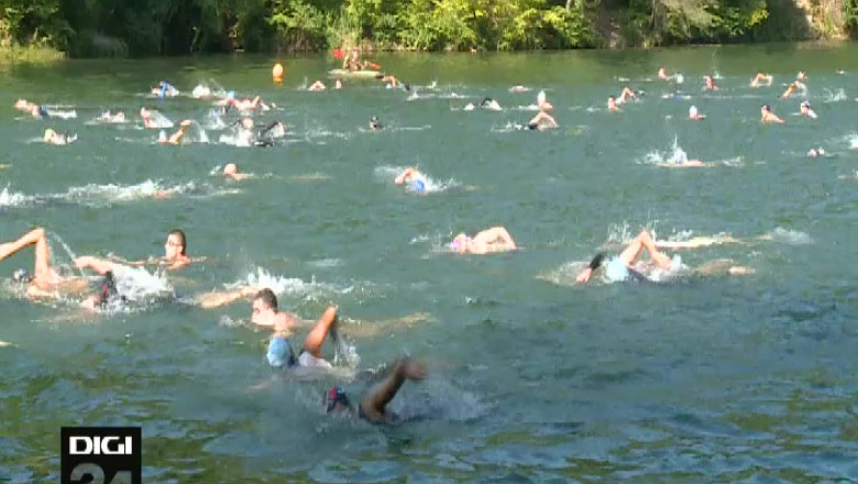 Triatlon in weekend la Brasov Imagine