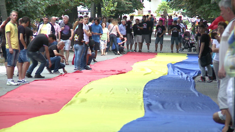 Tricolor urias, in centrul Galatiului Imagine