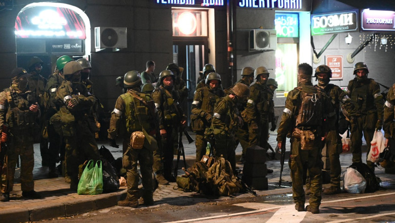 Trimisi in Rusia, in concediu, luptatorii Wagner se imbata in gari si nu mai ajung acasa. Rudele se plang pe un grup de pe Telegram Imagine
