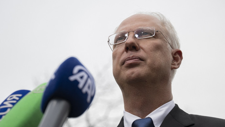 Trimisul lui Vladimir Putin la Washington sustine ca un acord de pace in Ucraina „este aproape”, in ciuda noilor sanctiuni ale SUA Imagine