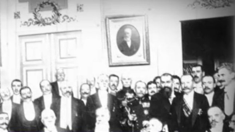 TRIUMFUL UNEI NATIUNI. Romania Mare a inceput prin unirea cu Basarabia la 27 martie 1918 Imagine