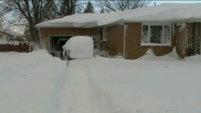 Troiene de doi metri in nord-estul SUA. In New York e stare de urgenta Imagine