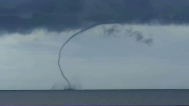 Tromba spectaculoasa, filmata in apropiere de coastele Norvegiei Imagine