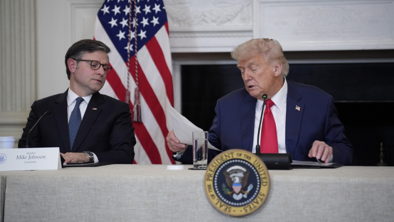 Trump a ignorat serviciile secrete si a transmis Congresului ca Iranul are un program de arme nucleare Imagine