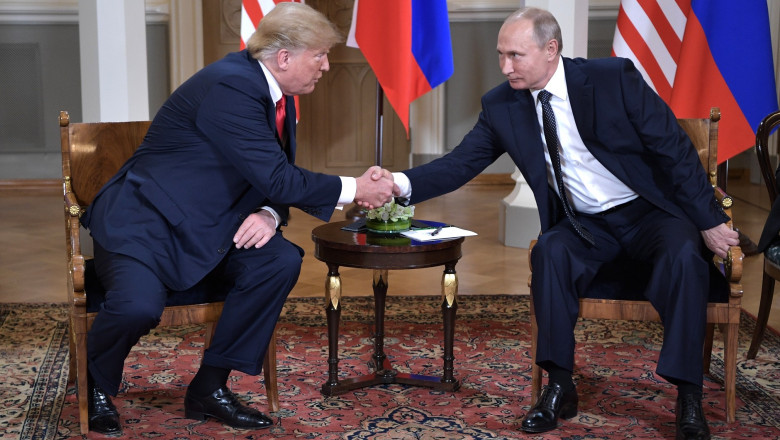 Trump a vorbit cu Putin despre „inceperea imediata a negocierilor” privind Ucraina si apoi l-a sunat pe Zelenski. Reactia Kievului Imagine