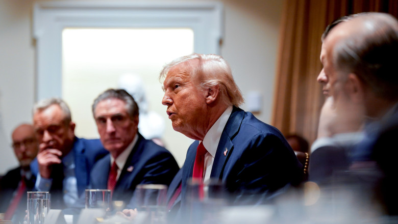 Trump anunta impunerea de taxe vamale de 25% asupra produselor europene si ataca UE: A fost creata pentru a submina Statele Unite Imagine