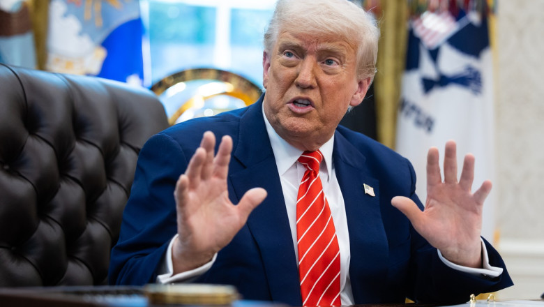 Trump cere Curtii Supreme a SUA sa permita concedieri federale in masa Imagine