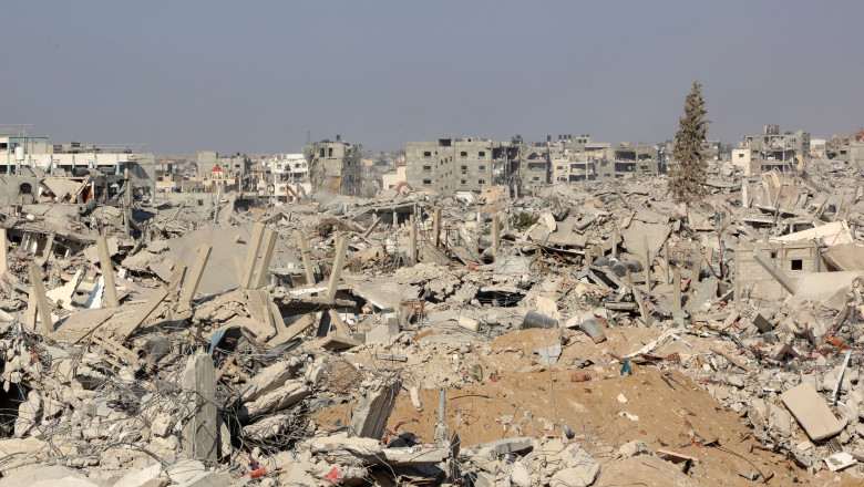 Trump indeamna Israelul sa „dezlantuie Iadul”, daca Hamas nu elibereaza pana sambata ostaticii inca detinuti in Gaza Imagine