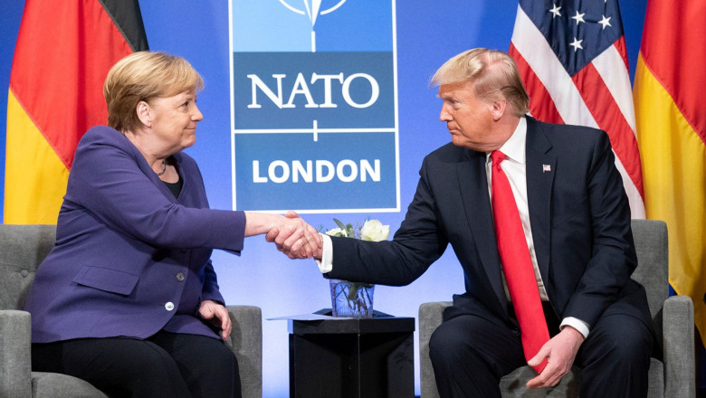 „Trump parea complet fascinat de Putin”. Ce spune fostul cancelar german Merkel despre intalnirile avute cu liderul american Imagine