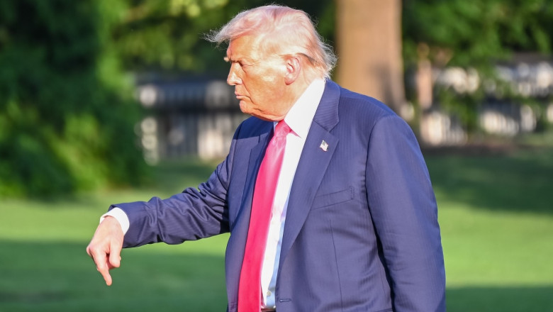 Trump se declara in favoarea publicarii unor elemente „credibile” din dosarul Epstein, incercand sa stinga un scandal care ia amploare Imagine