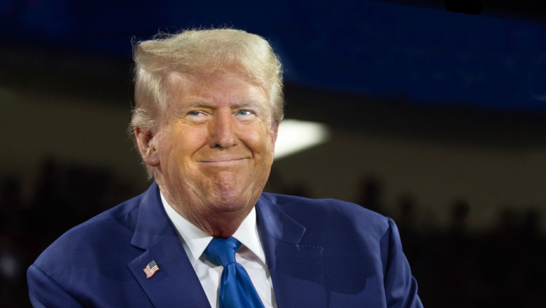 Trump vorbeste din nou despre un al treilea mandat de presedinte al SUA: „Am strans o multime de bani pentru urmatoarea campanie” Imagine