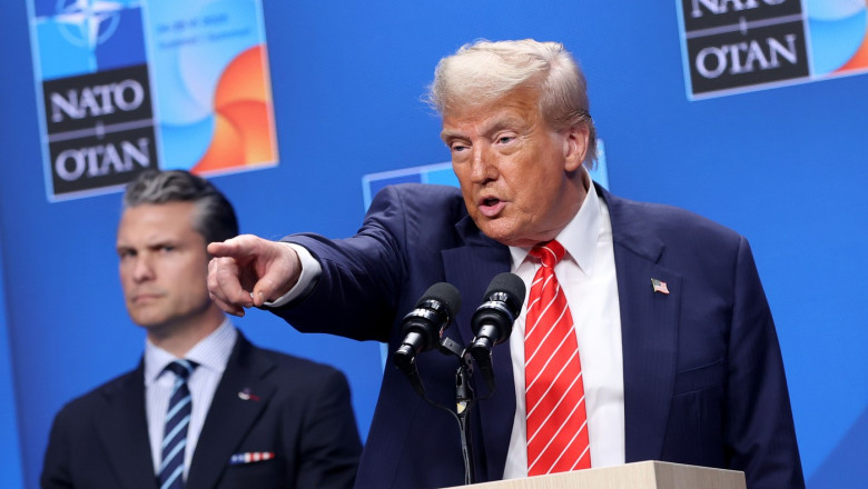 „Tu, camasa alba! Haha, e foarte agitata” Cum a decurs dialogul intre Trump si o jurnalista al carei sot lupta in armata ucraineana Imagine