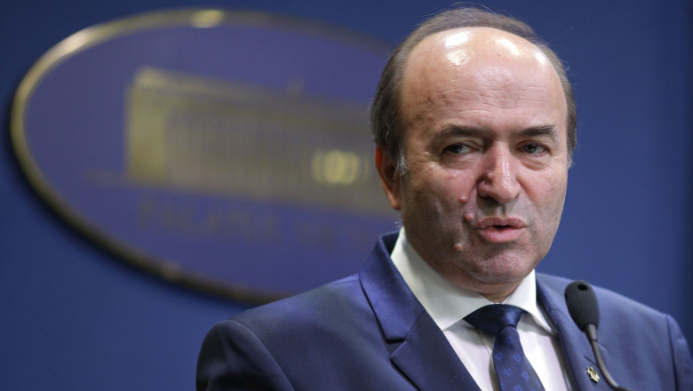 Tudorel Toader crede ca principiile enumerate de Bolojan pentru pensionarea magistratilor ar putea trece testul constitutionalitatii Imagine