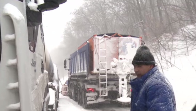 Tulcea: Sute de gospodarii sunt in continuare izolate Imagine